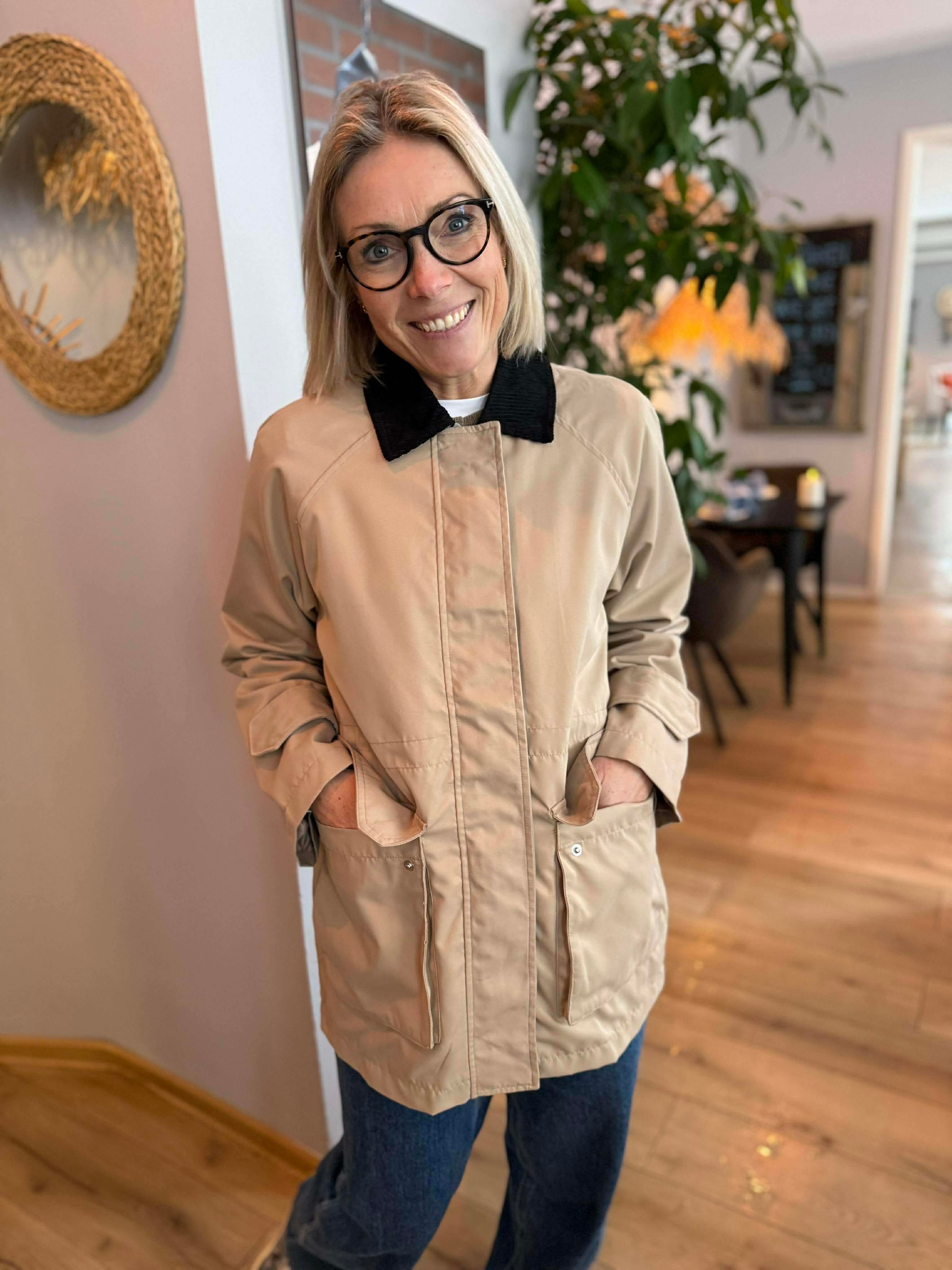 VMANNIKA Jacket - Silver Mink